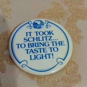 Vintage Schlitz button